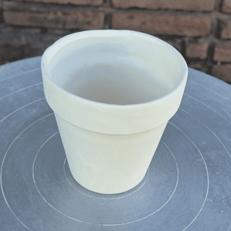 Bizcocho Cerámico D-018B Maceta Clásica Chica sin Hueco
