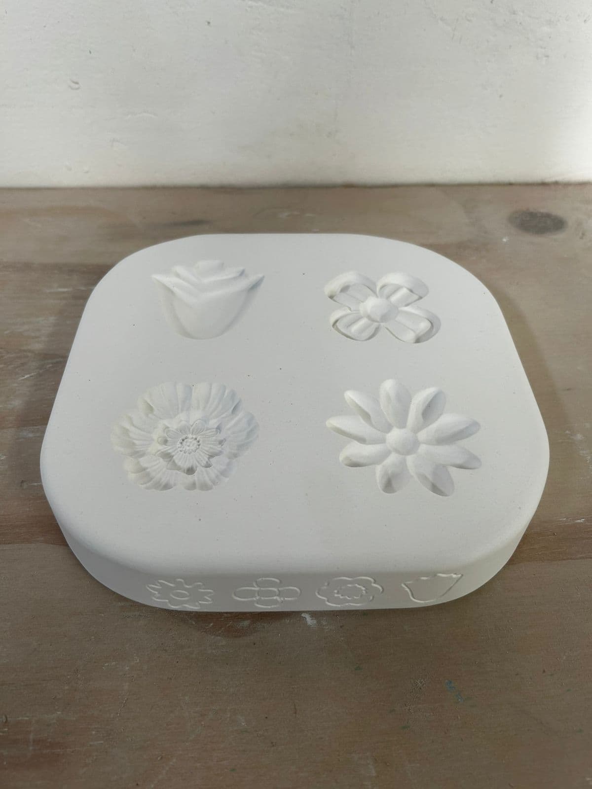 Molde de Yeso F-003 Formas de Flores Grandes